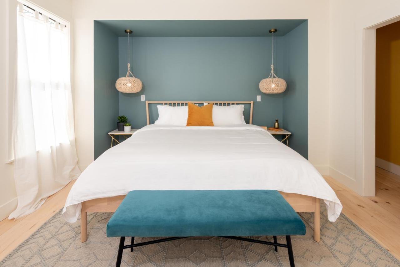 Hotel The August House Windsor Esterno foto